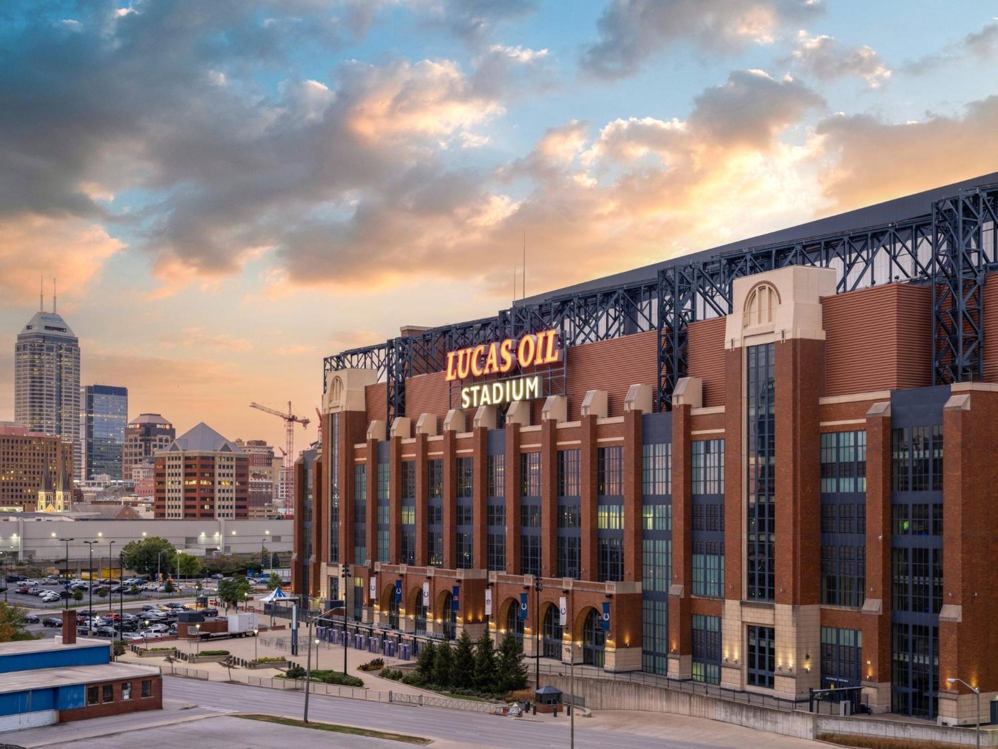 Staybridge Suites Indianapolis Downtown-Convention Center By Ihg Dış mekan fotoğraf